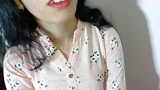 The girl who came to take the diggings on rent had sex with the proprietress full HD with clear hindi audio desi porn sex VIDEO